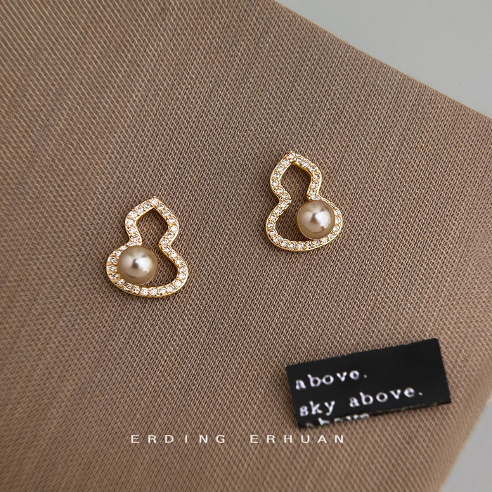 Gold CZ Gourd Outline Stud Earrings Champagne Pearl