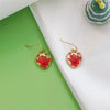 Red Daisy Apple