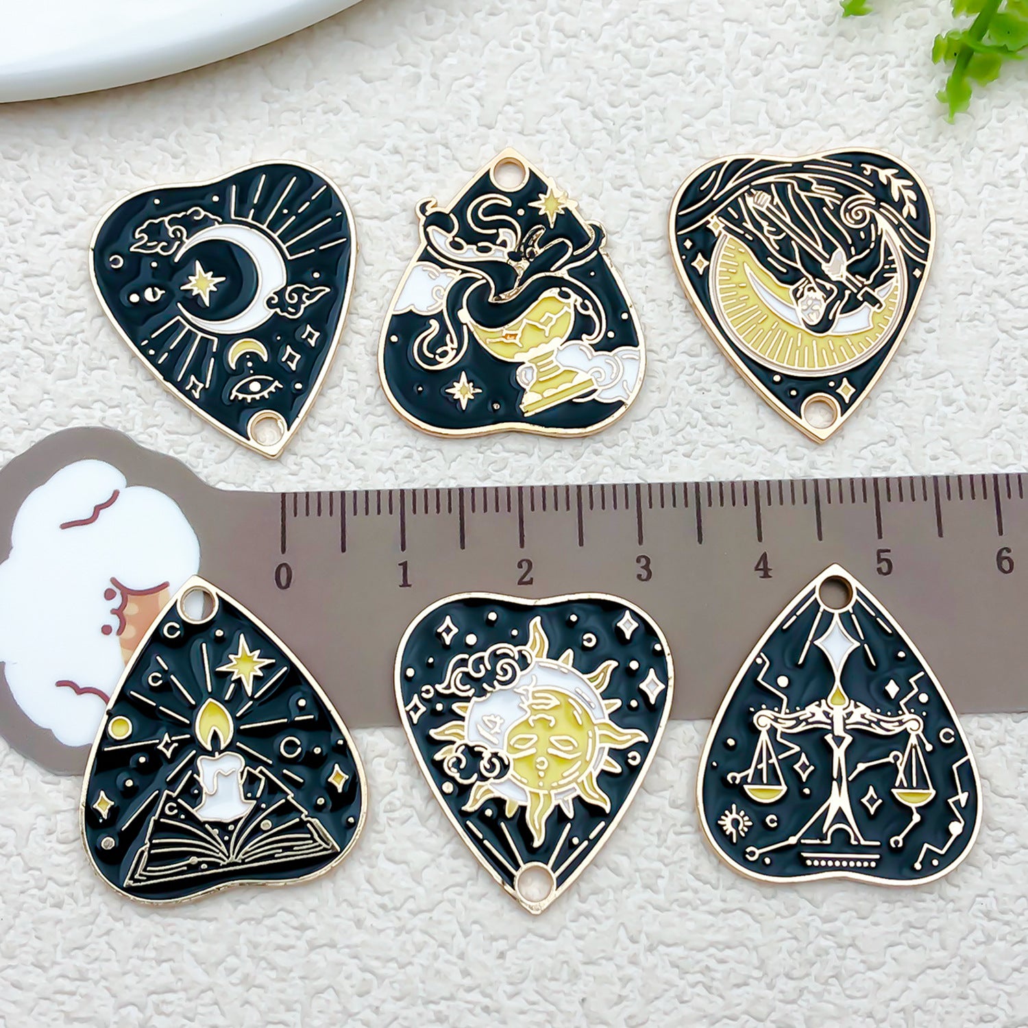 Zinc Alloy Heart Tarot Card Sun charm pendants for DIY necklaces earrings keychains