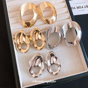 Sculptural Open Oval Earrings in Gold and Silver Tones
