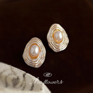 Irregular Layered Pearl Stud Earrings White Gold Frame