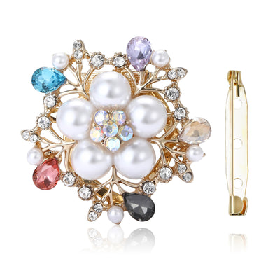 Front view of Pearl Flower brooch