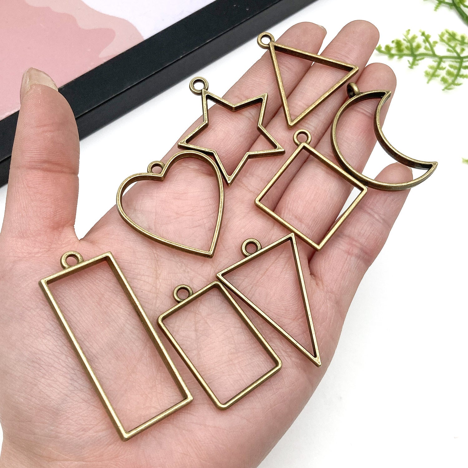 Zinc Alloy Heart Hollow Charm Pendants for DIY Bracelet Necklace Jewelry Making