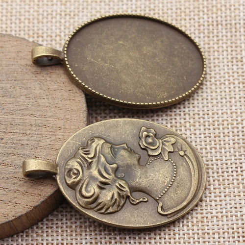 椭圆底托 shown in product image 2 with visible finish and shape details