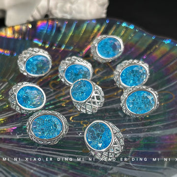 Sea Blue Ice Crack Oval Stud Earrings Silver Lattice