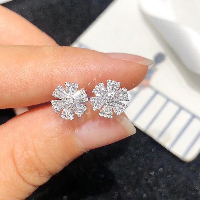 Silver Mini Snowflake Cubic Zirconia Stud Earrings Alloy