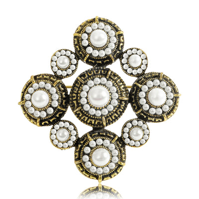 Pearl Circle Cluster Vintage Brooch isolated front view