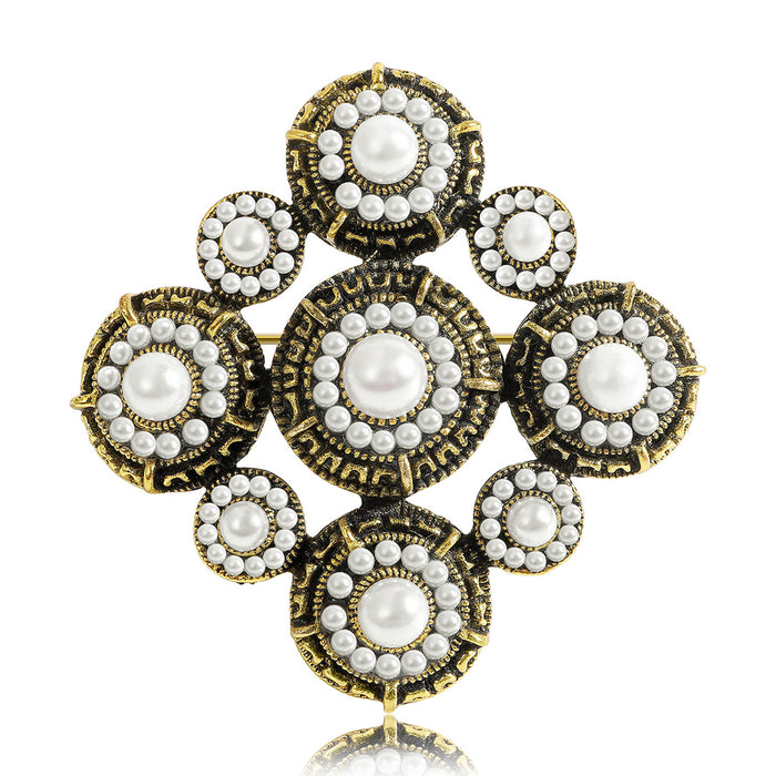 Pearl Circle Cluster Vintage Brooch in Antique Silver and Antique Gold