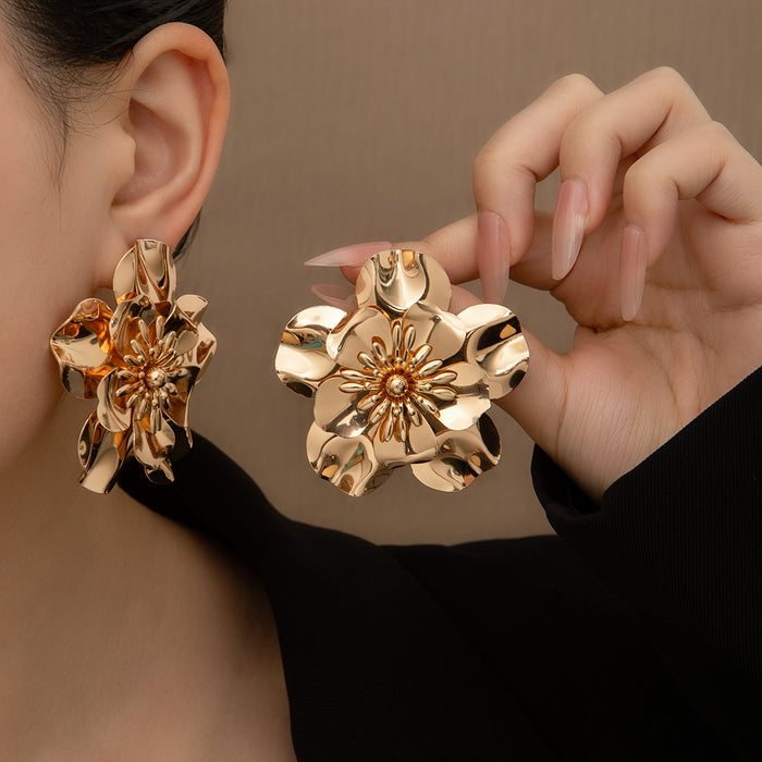 Sculpted Polished Gold Tone Flower Statement Stud Earrings