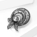 Concentric Circle Leaf Brooch With Gray Pearl Accent view 3