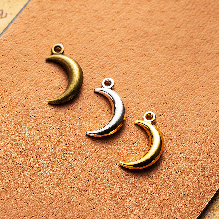 Double-Sided Vintage Alloy Moon Charm Pendant 19x11mm