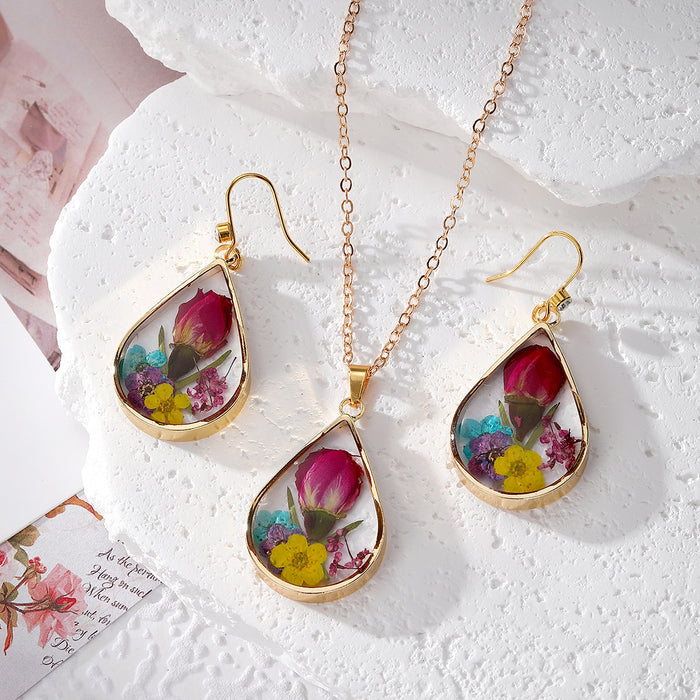 Rose Bud Teardrop Resin Necklace Earrings Gold 3 Options