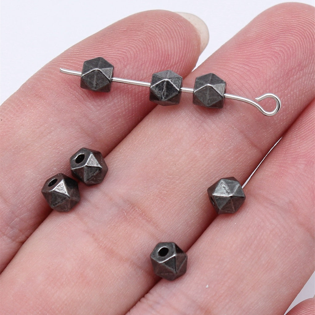 4.4x4.4x5.1mm 0.4g Multicolor Zinc Alloy Geometric Cut Small Hole Spacer Beads for DIY Bracelet Making