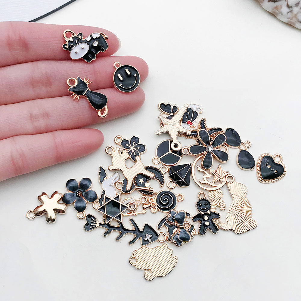 Black Enamel Zinc Alloy K Gold Style Charm Pendant for DIY Keychain Car Hanging Jewelry