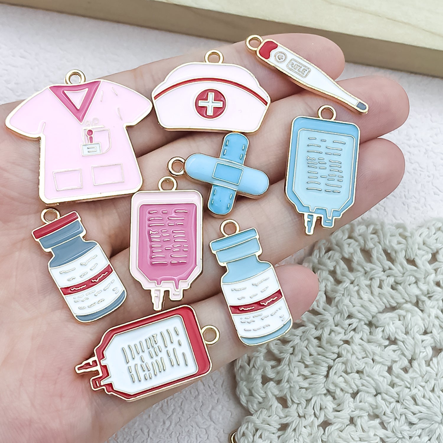 Enamel Zinc Alloy Nurse Medical Supplies Charm Pendant for DIY Bracelet Keychain Jewelry