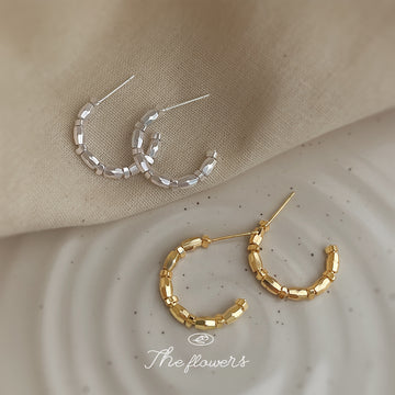 Faceted Segment Bamboo C-Hoop Stud Earrings Silver Gold