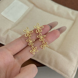 Zinc Alloy Triple Open-Flower Drop Studs in Gold or Silver Tone