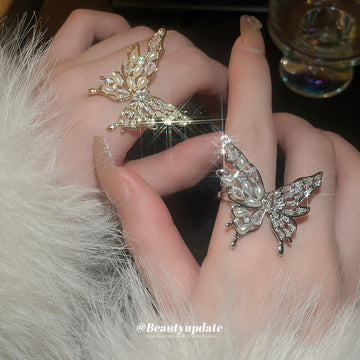 Butterfly Ring With Pearl Like And Baguette Wings In Two Tones