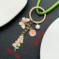 Four-Color Butterfly Pearl and Flower Bouquet Mother Keychain Collection view 9