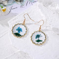 Gold Scalloped Frame Dried Flower Resin Drop Earrings Three Colors view 6