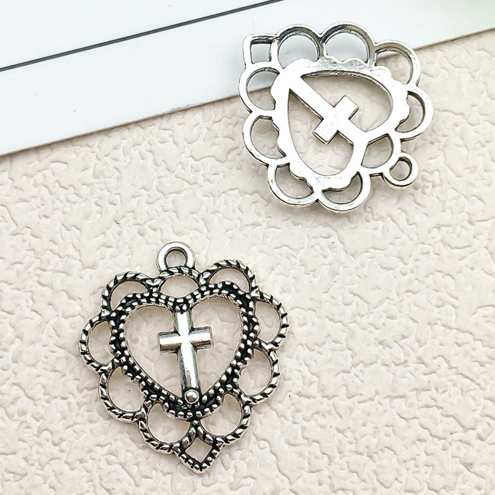 Antique Silver Zinc Alloy Hollow Barbed Heart Charm Pendant for DIY Necklace Earrings