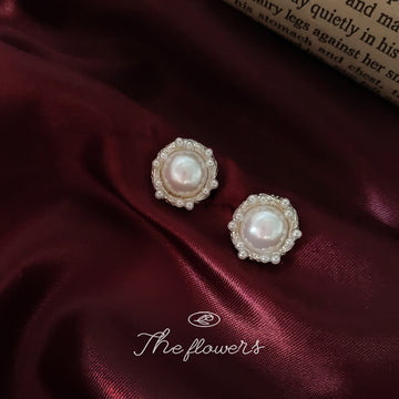 Gold Round Pearl Stud Earrings Seed Pearl Halo Frame