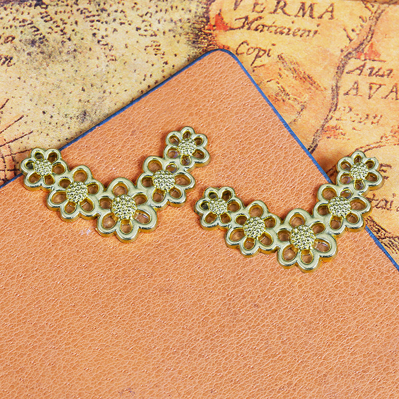 33x19mm Alloy Five-Petal Flower Charm Pendant