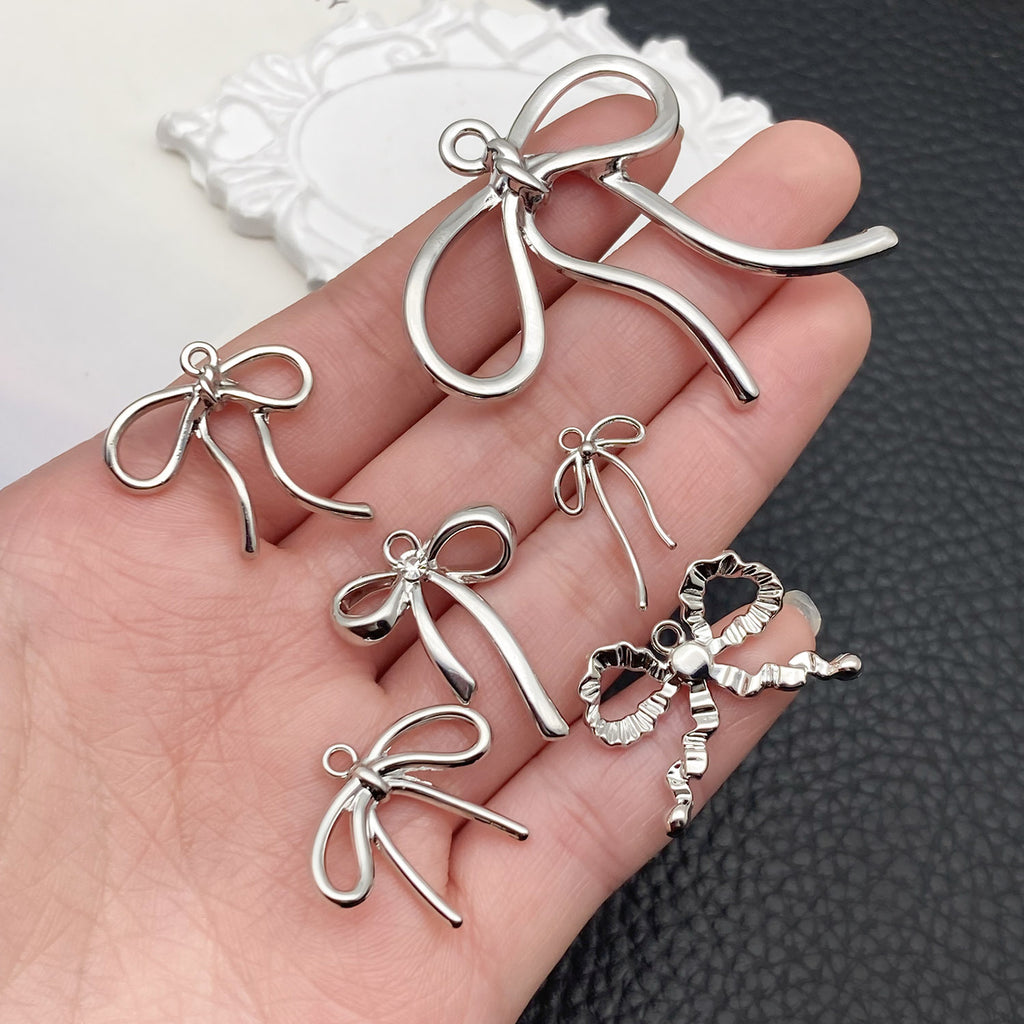 Silver Plated Zinc Alloy Bow Tie Butterfly Charm Pendant for DIY Necklace Bracelet Earrings