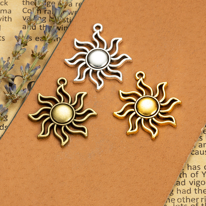 34x31mm Vintage Sun Alloy Charm Pendant for Necklace or Clothing