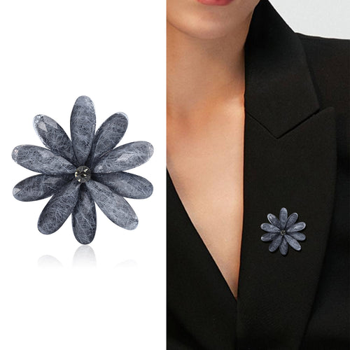Green acrylic flower brooch close front