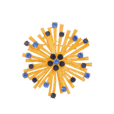 Front product view of an 18k gold brooch