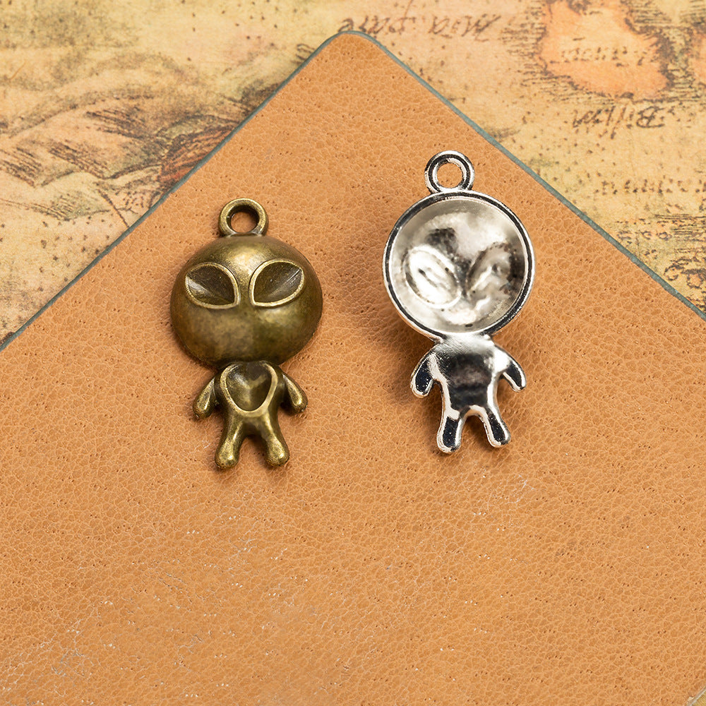 Vintage Alloy Astronaut Charm Pendant 30x10mm