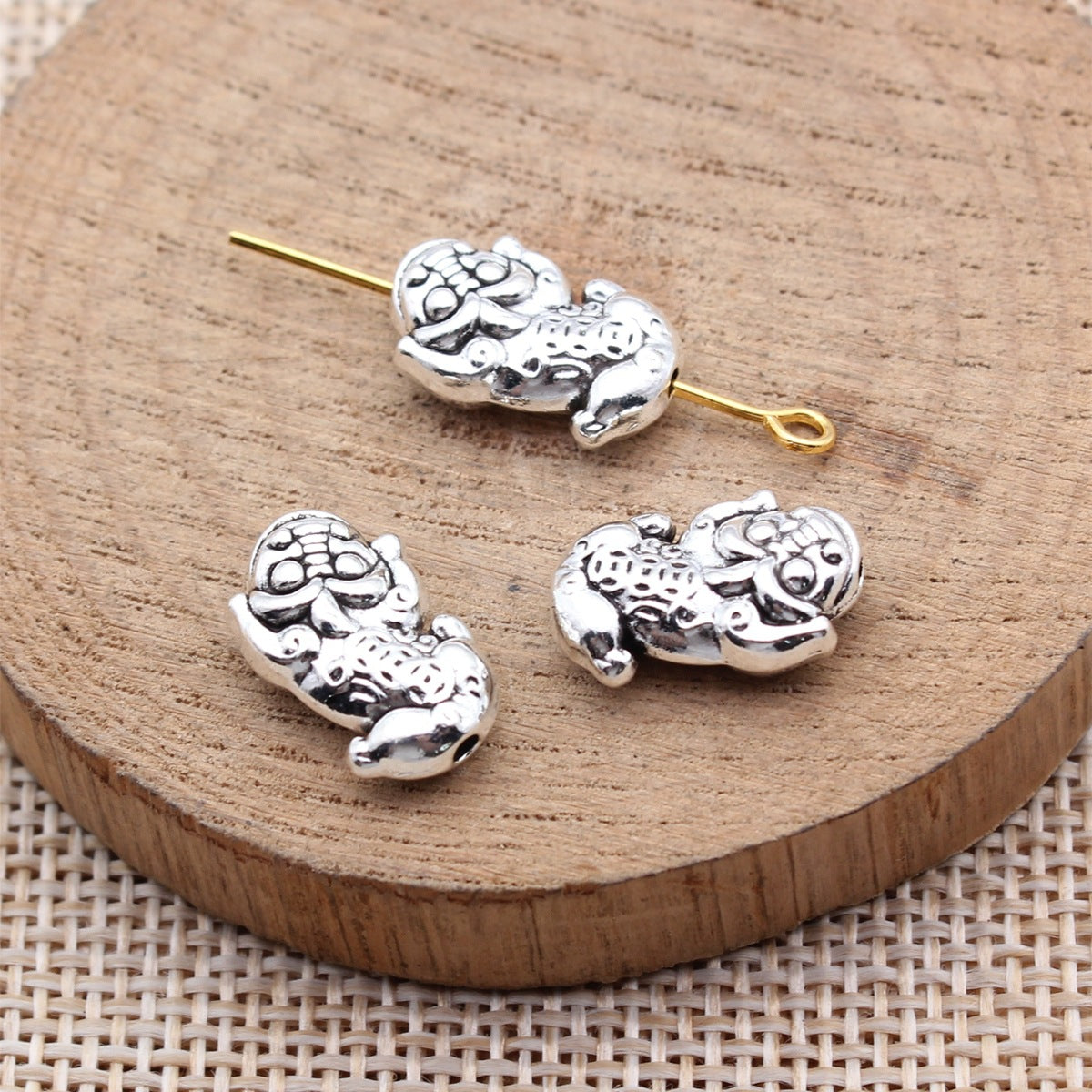 15x10x4.8mm 2.1g Antique Silver Zinc Alloy Pixiu Small Hole Spacer Beads for DIY Jewelry Accessories