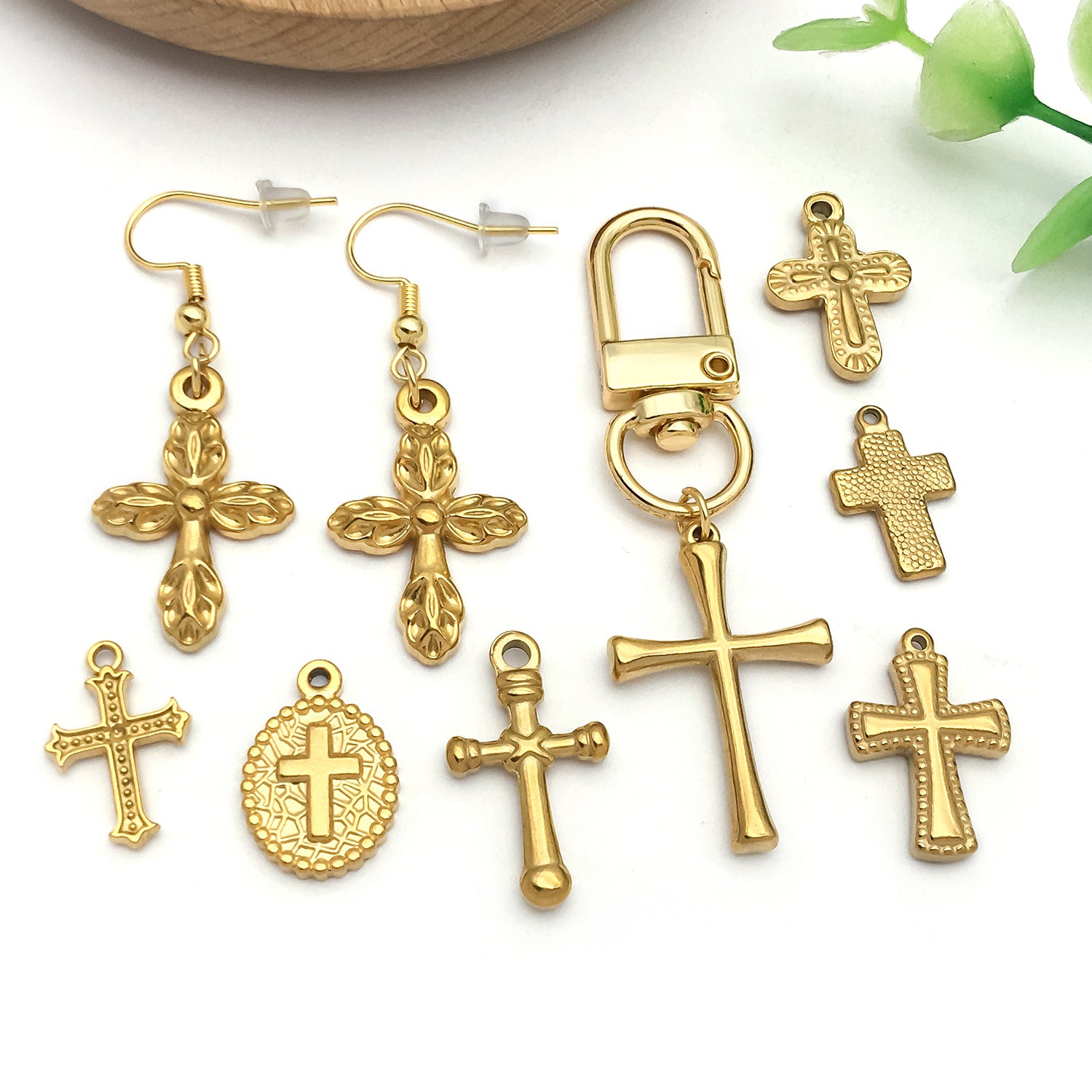 Gold Stainless Steel Vintage Cross Charm Pendant for DIY Bracelet Necklace Jewelry