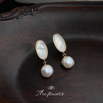 Gold Oval Shell Stud Drop Earrings White Baroque Pearl