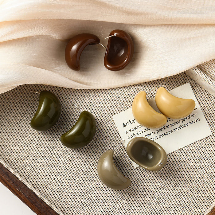 Four Color Glossy Chunky Bean Crescent Stud Earrings