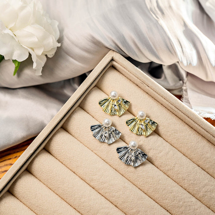 Gold Fan Shell Stud Earrings Pearl Crystal Accent Pair
