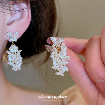 White Flower Cluster Gold Tone Floral Drop Stud Earrings
