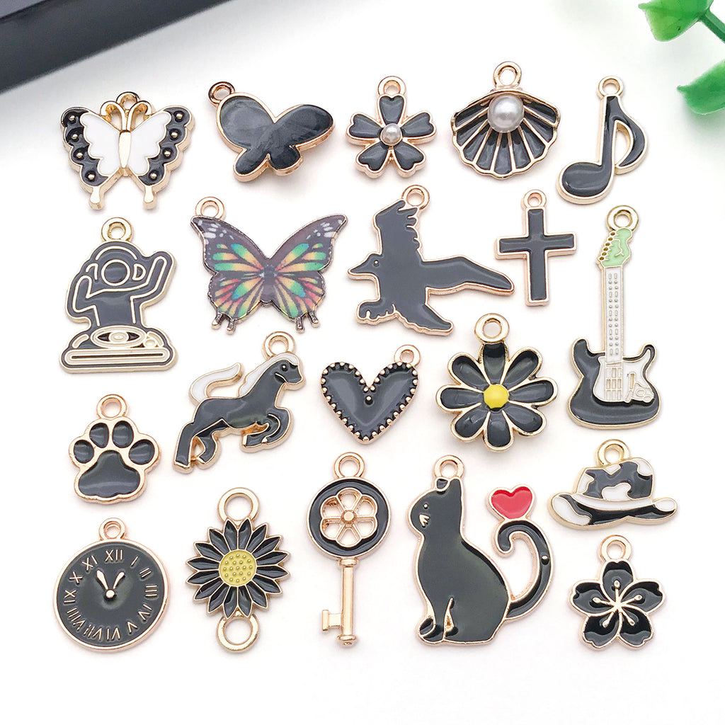Black Enamel Zinc Alloy Heart Cross Pattern Charm Pendant for DIY Bracelet Necklace