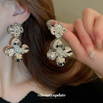 Crystal Flower Stud Earrings In Gold And Silver With Decorative Details
