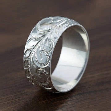 Wide Silver Tone Raised Embossed Vine and Leaf Scroll Band Ring
