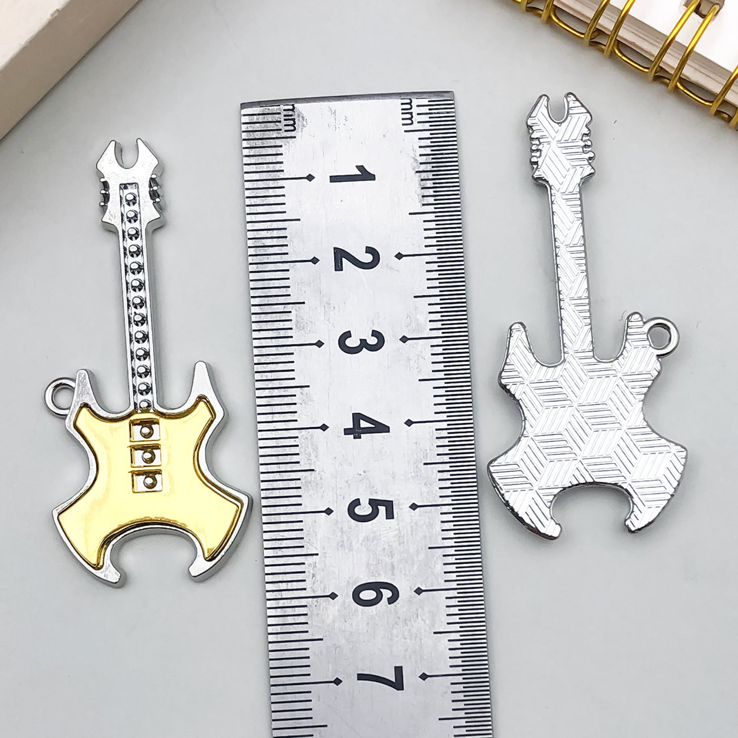 Zinc Alloy Enamel Guitar Instrument Charm Pendant for DIY Keychain Necklace