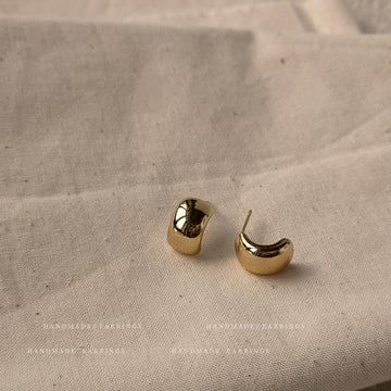 Gold Tone Chunky Curved Huggie Hoop Stud Earrings For Women