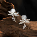 Silver Flying Fish Clear Stone Stud Earrings Pair Set view 6