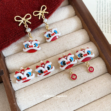 Colorful Lion Motif Drop Earrings in Three Decorative Styles
