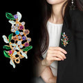 Leaf Metal Brooch Pin for Jackets and Lapels 2.6 x 4.9 cm view 4