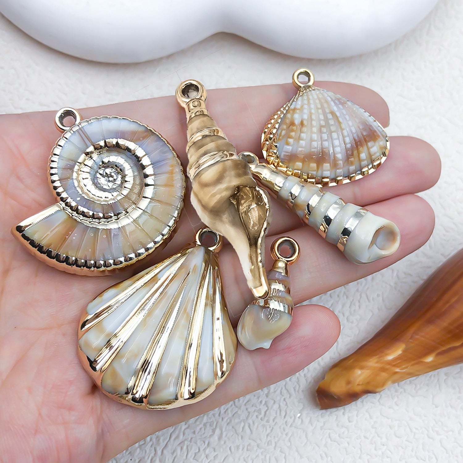 Gold Edge Acrylic Shell Charm Pendant for DIY Necklace Bracelet Earring Jewelry