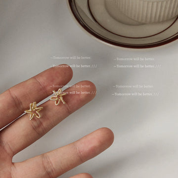 Gold Tone Mini Open Star Flower Outline Stud Earrings For Women