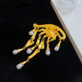 Gold Eye Pearl Dangle Geometric Lips Metal Brooches view 6