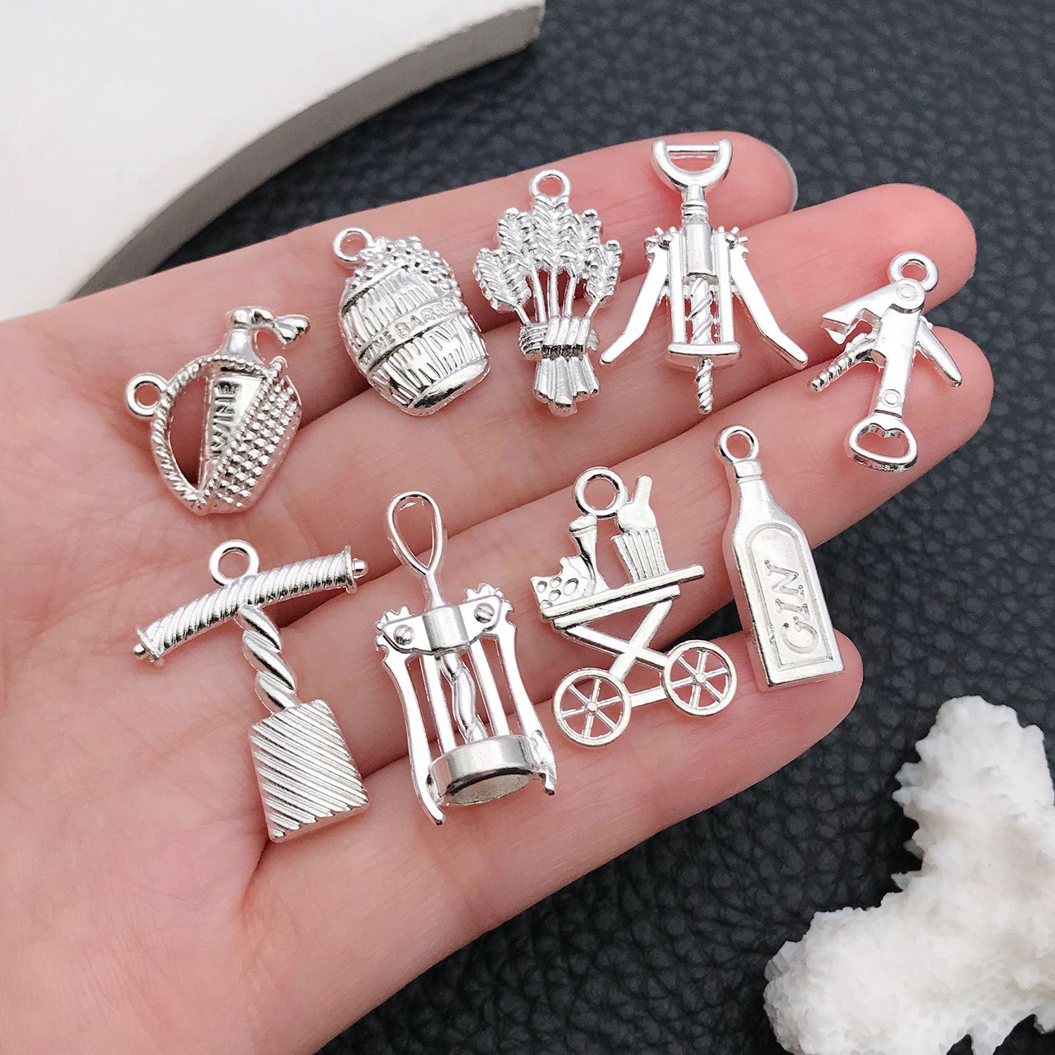 Bright Silver Zinc Alloy Red Wine Bottle charm pendant for DIY bracelet necklace making